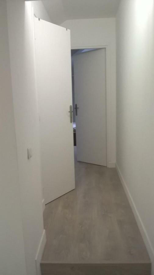 Maison Duplex & Appartement Sur Cour La Ferte-Gaucher Екстер'єр фото