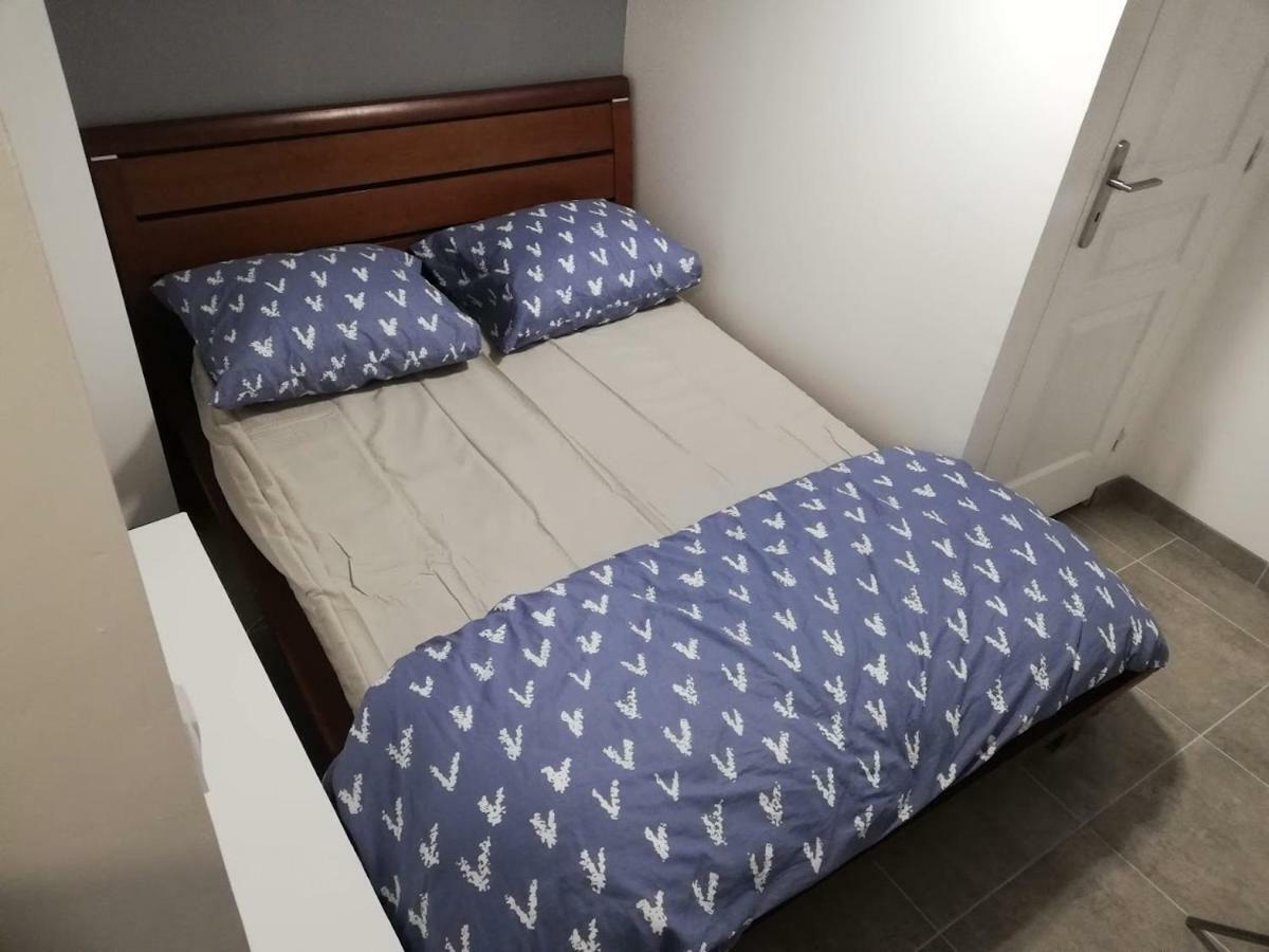 Maison Duplex & Appartement Sur Cour La Ferte-Gaucher Екстер'єр фото
